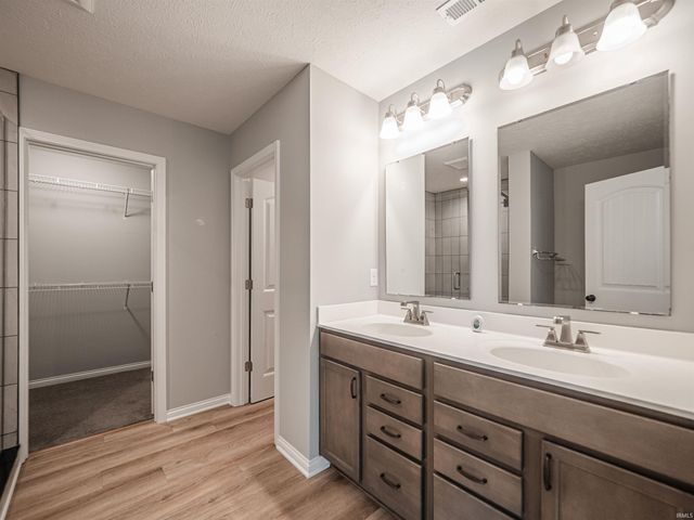 11401 Goshen Drive, Evansville, IN 47725