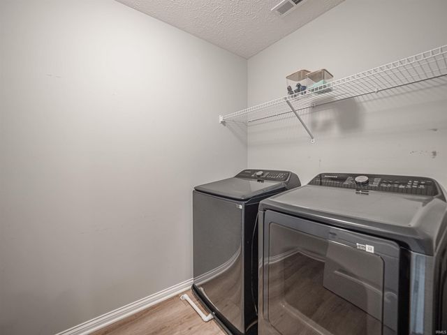 11401 Goshen Drive, Evansville, IN 47725