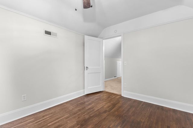 5254 14th Avenue S, Minneapolis, MN 55417