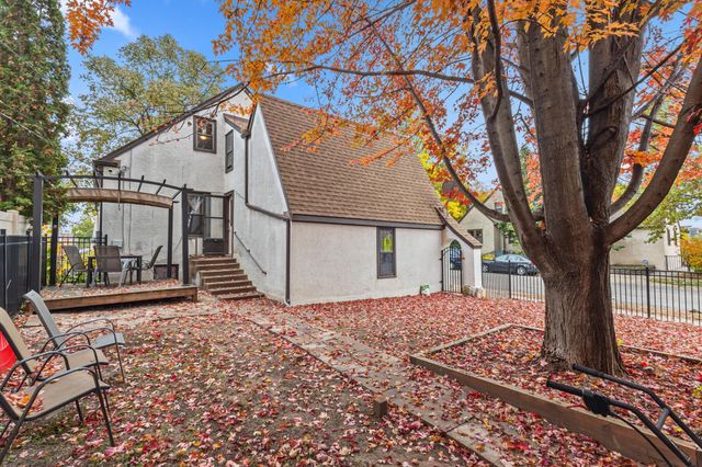 5254 14th Avenue S, Minneapolis, MN 55417