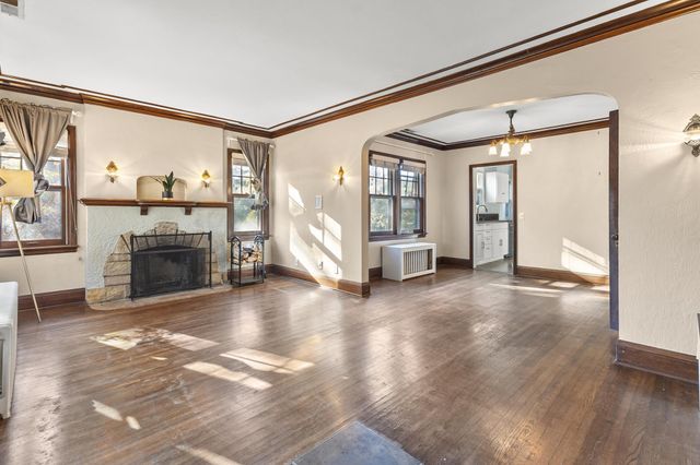 5254 14th Avenue S, Minneapolis, MN 55417