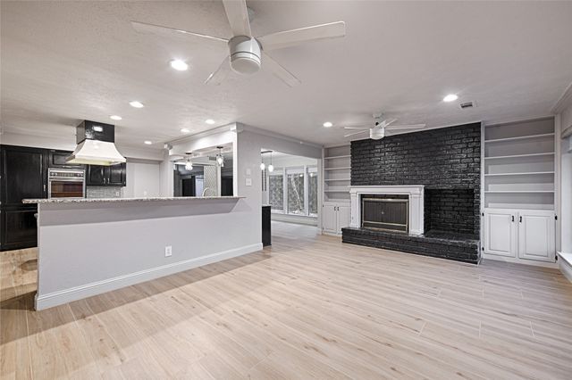 509 N Durango Circle, Irving, TX 75062