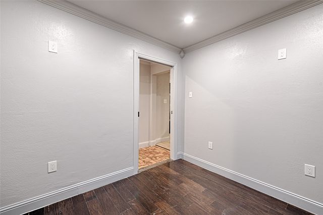 509 N Durango Circle, Irving, TX 75062