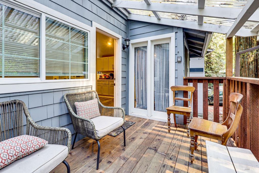 14465 Old Cazadero Rd, Guerneville, CA 95446