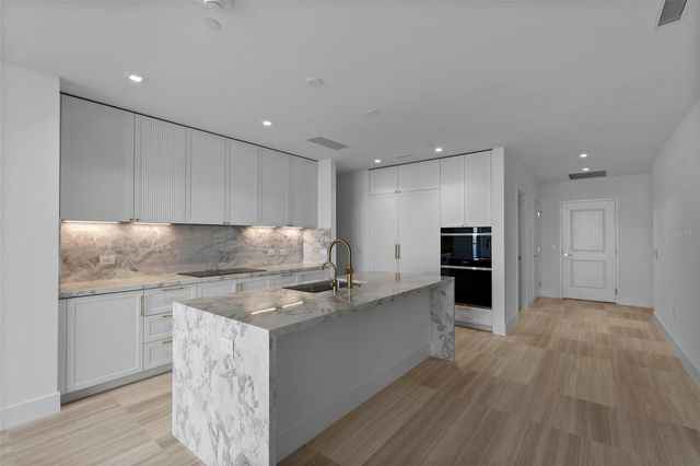 3015 S YSABELLA AVENUE 2602, Tampa, FL 33629