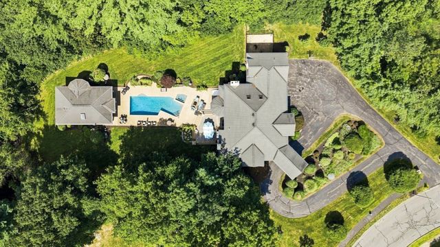 41 Spruce Rd., North Reading, MA 01864