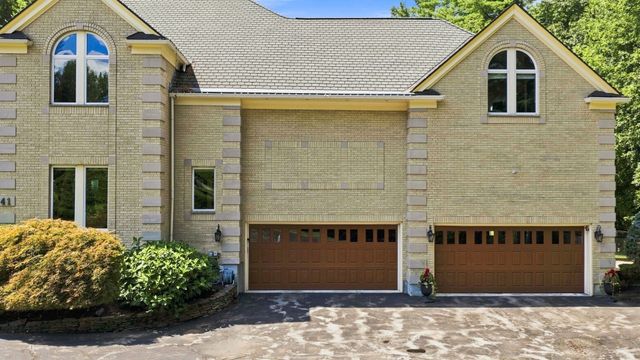 41 Spruce Rd., North Reading, MA 01864