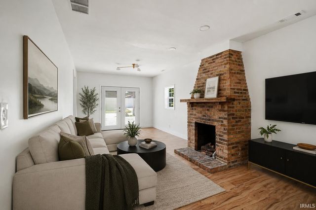 7111 Cranberry Road, Fort Wayne, IN 46825