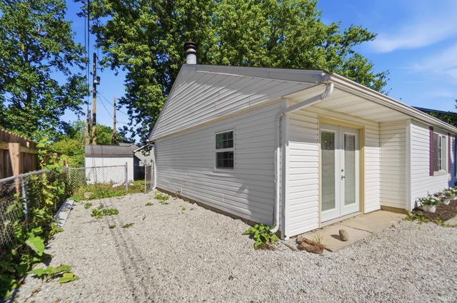 7111 Cranberry Road, Fort Wayne, IN 46825