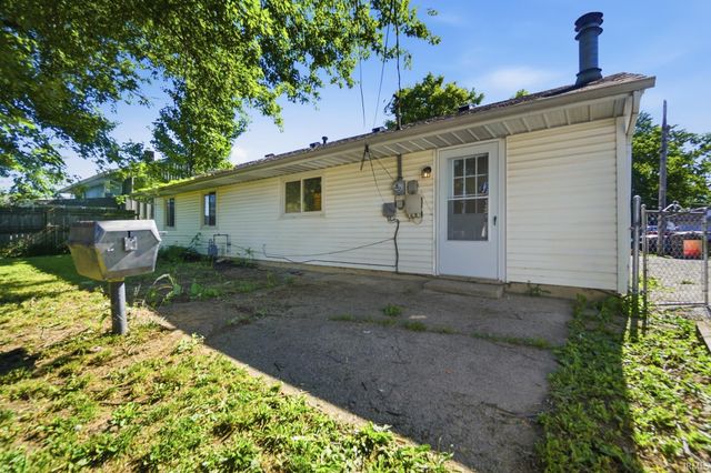 7111 Cranberry Road, Fort Wayne, IN 46825
