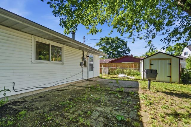 7111 Cranberry Road, Fort Wayne, IN 46825