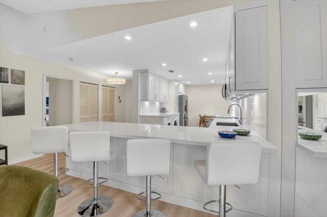 24 Westgate Lane A, Boynton Beach, FL 33436