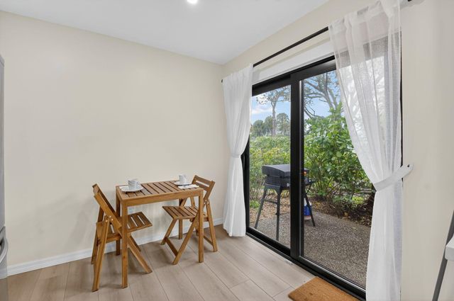 24 Westgate Lane A, Boynton Beach, FL 33436