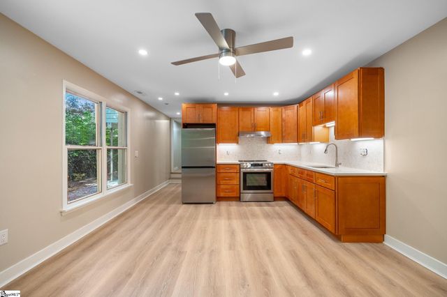 215 Hearthstone Ridge Road, Landrum, SC 29356