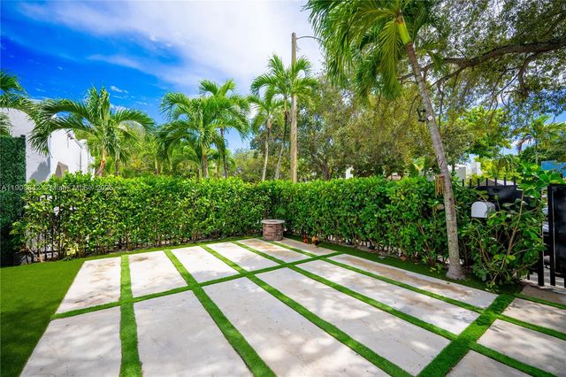 545 NW 47th St, Miami, FL 33127