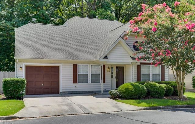 1133 Lady Ashley DR, Chesapeake, VA 23320