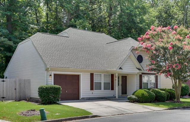 1133 Lady Ashley DR, Chesapeake, VA 23320