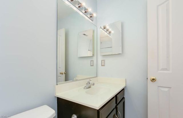 1133 Lady Ashley DR, Chesapeake, VA 23320