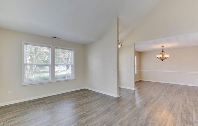 1133 Lady Ashley DR, Chesapeake, VA 23320