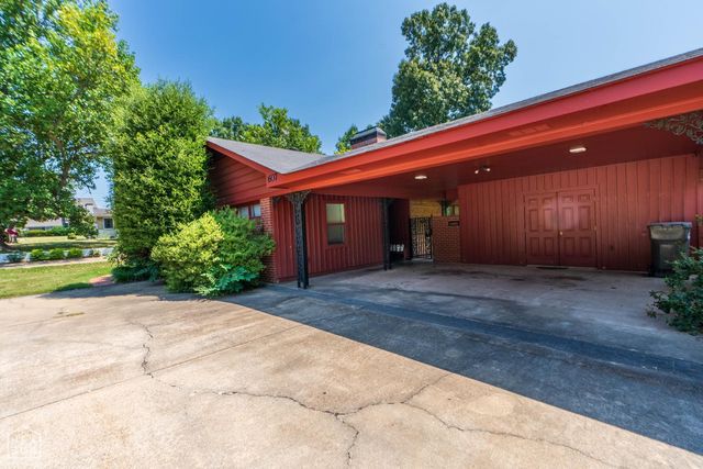 607 Melody Lane, Jonesboro, AR 72401