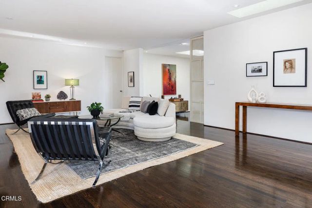 1436 Hillcrest Avenue, Pasadena, CA 91106