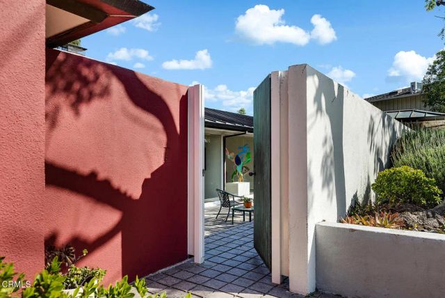 1436 Hillcrest Avenue, Pasadena, CA 91106