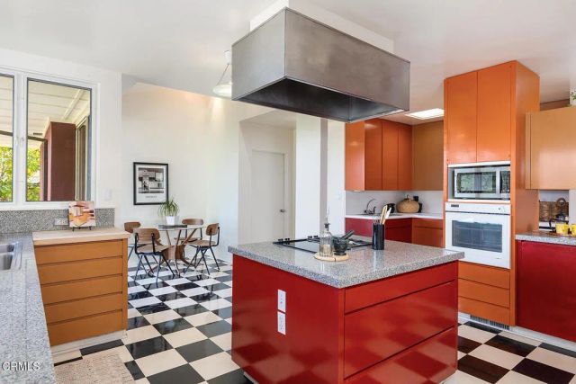 1436 Hillcrest Avenue, Pasadena, CA 91106