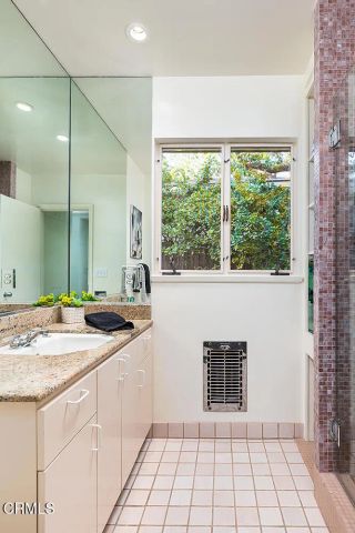 1436 Hillcrest Avenue, Pasadena, CA 91106