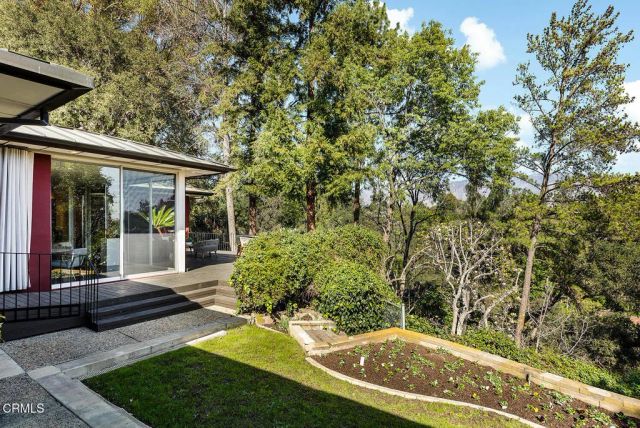 1436 Hillcrest Avenue, Pasadena, CA 91106