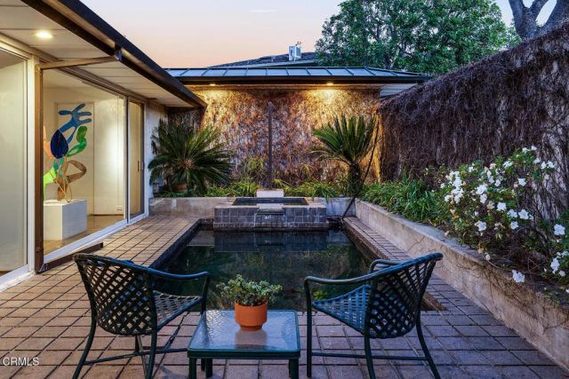 1436 Hillcrest Avenue, Pasadena, CA 91106