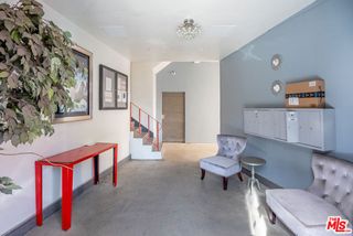 5831 Carlton Way 8, Los Angeles, CA 90028