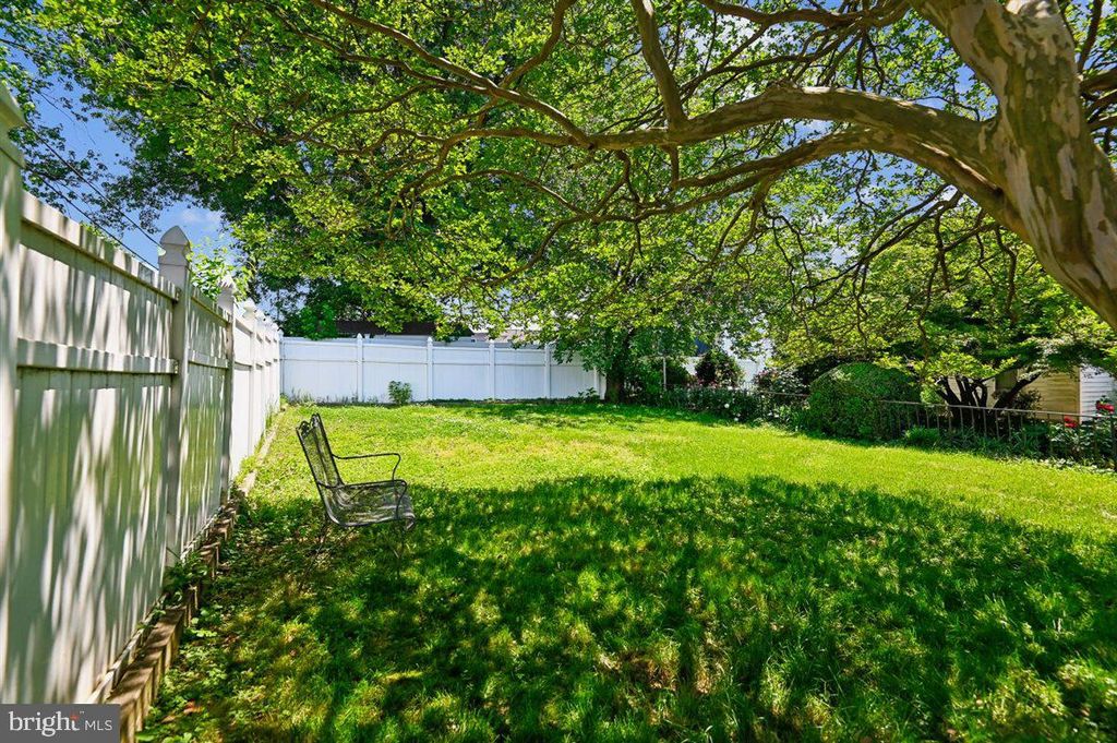 Image 23 of property listing at 1817 MAXWELL AVE, Baltimore, MD 21222