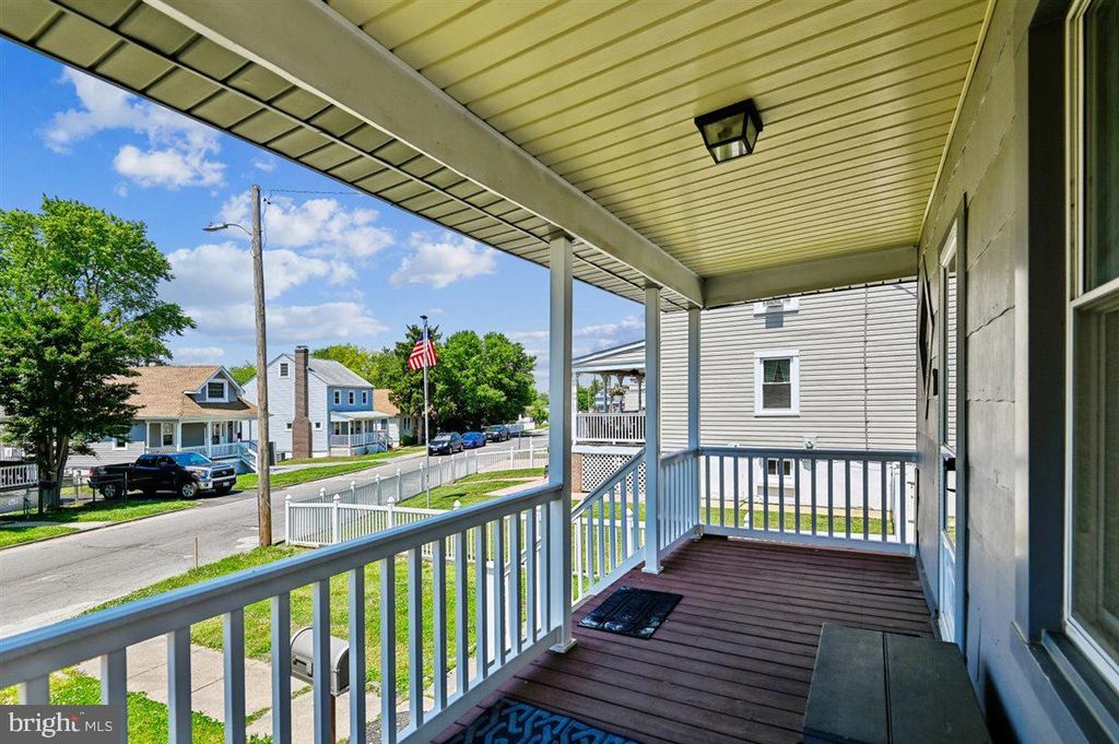 Image 9 of property listing at 1817 MAXWELL AVE, Baltimore, MD 21222