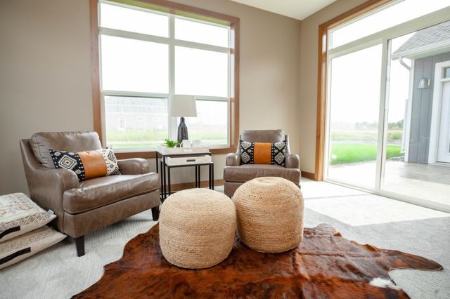 6448 Sun Valley Boulevard, Horace, ND 58047