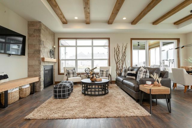 6448 Sun Valley Boulevard, Horace, ND 58047