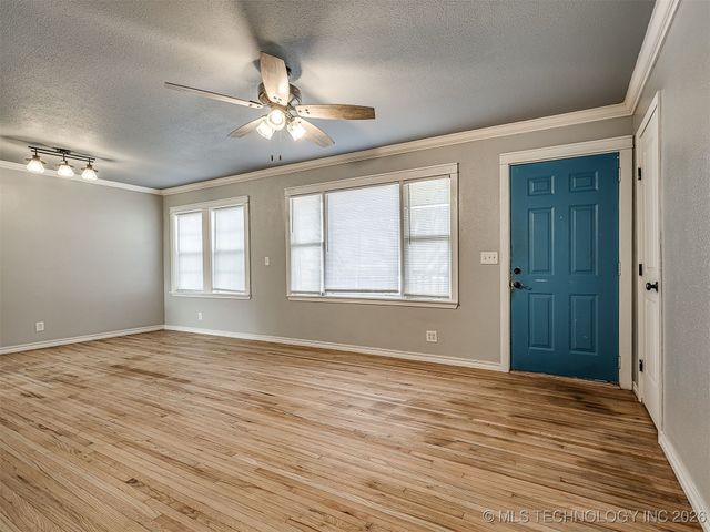 1934 W 46th Place, Tulsa, OK 74107