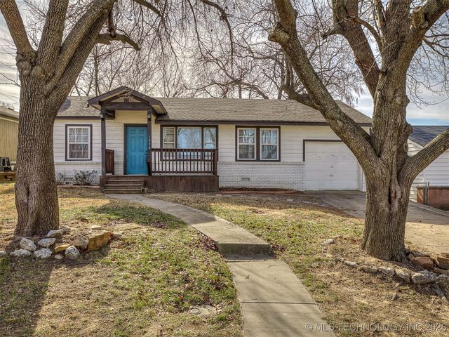 1934 W 46th Place, Tulsa, OK 74107