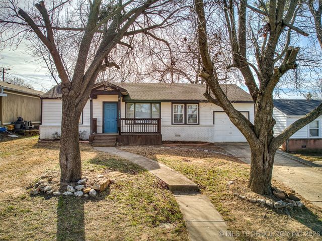 1934 W 46th Place, Tulsa, OK 74107