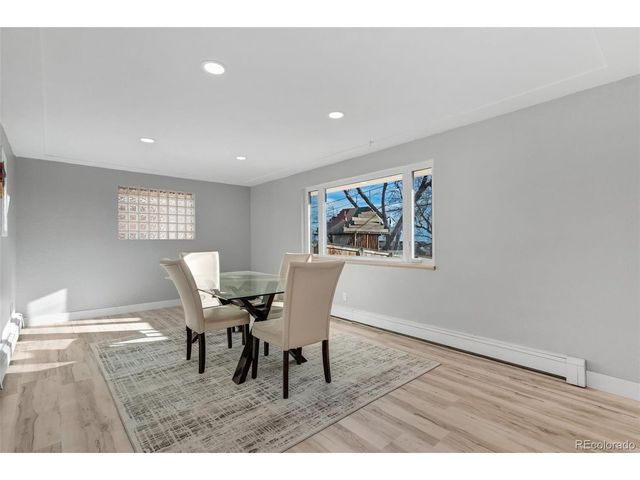 960 S Arbutus St, Lakewood, CO 80228