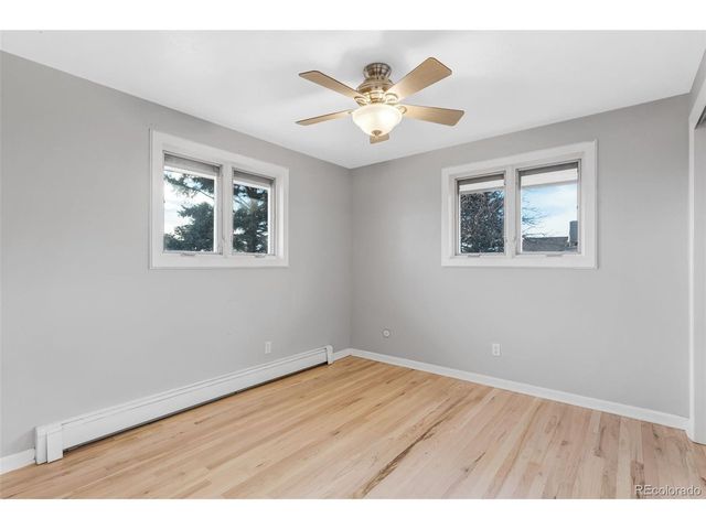 960 S Arbutus St, Lakewood, CO 80228