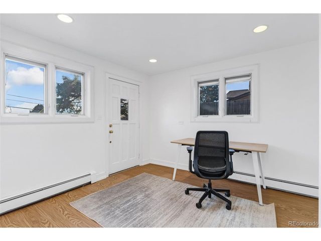 960 S Arbutus St, Lakewood, CO 80228