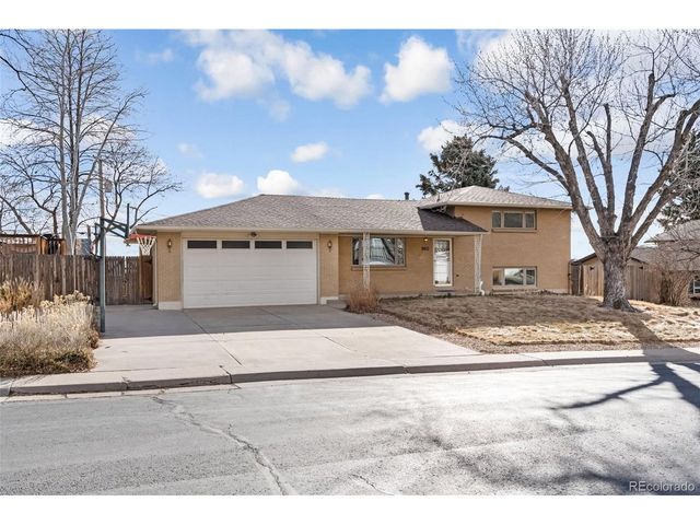 960 S Arbutus St, Lakewood, CO 80228