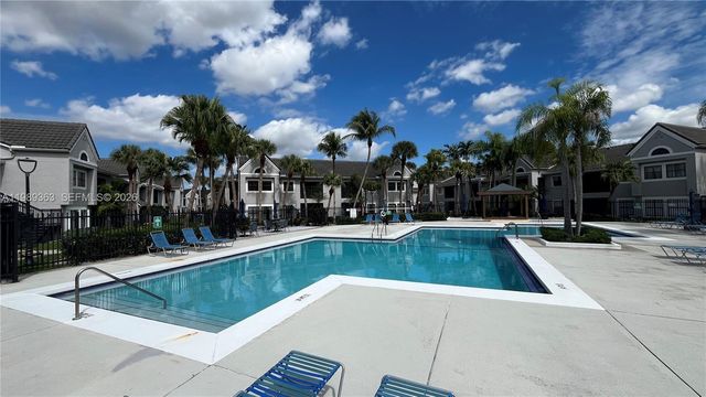 15051 SW 103rd Ln 4107, Miami, FL 33196