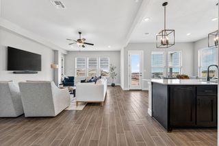 6816 Empresa DR, Austin, TX 78738