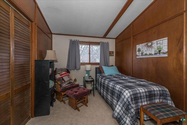 2010 Garfield Ave, Superior, WI 54880