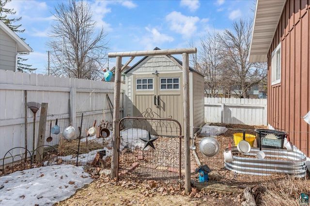 2010 Garfield Ave, Superior, WI 54880