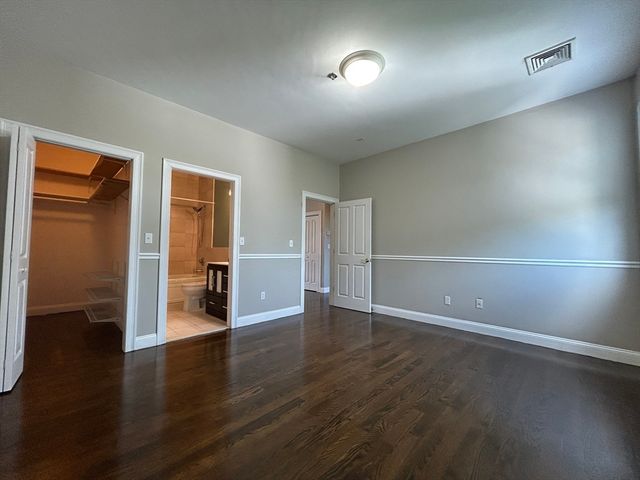 75-83 Boylston St R3, Brookline, MA 02445