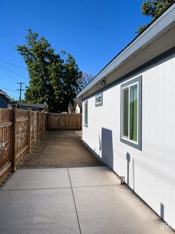 1006 6th Street, Bakersfield, CA 93304