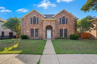 2313 Loretta Lane, Rowlett, TX 75088