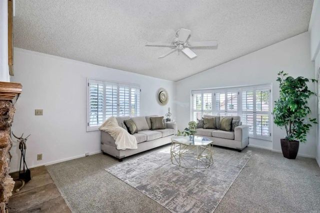 1146 Via Santa Paulo, Vista, CA 92081